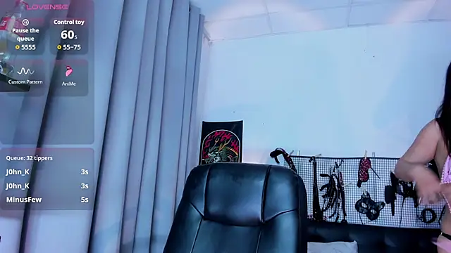 In_the_heaven Webcam-Show