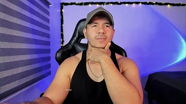 Онлайн чат XXX ransoj