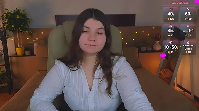 XXX chat uživo modela Viola__Shy