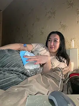 XXX chat uživo modela Naughtbaby_2025