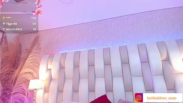 Viollet_xoxo Live XXX-chat