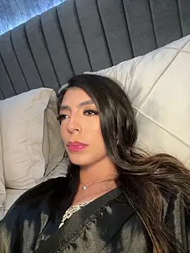 NINA_ROSEE397's Live XXX Chat