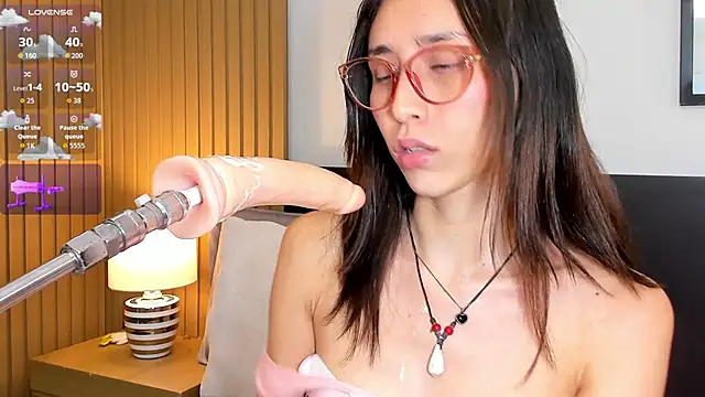 doll_bella_: онлайн-секс-чат