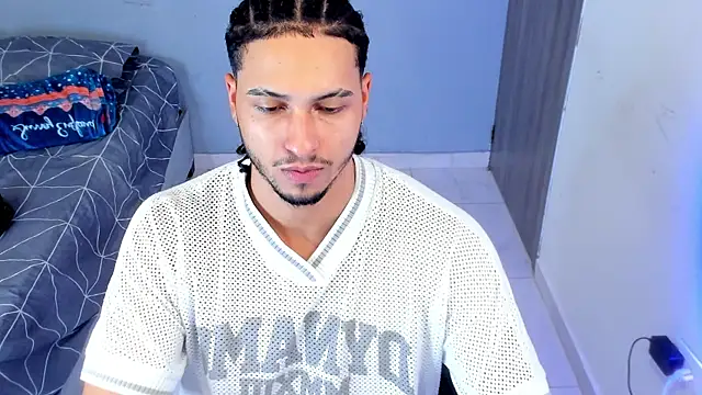 Kris_Khalifa69 在線直播表演