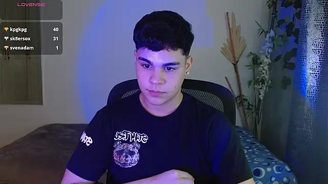 eithan_jonnes Adlı Modelin Canlı XXX Sohbeti