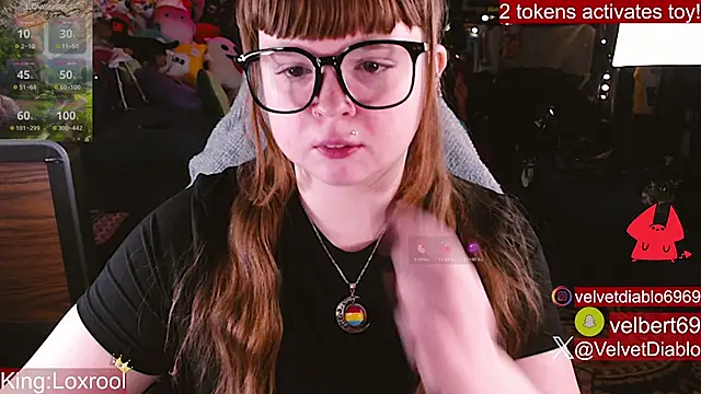 VelvetDiablo's Live XXX Chat