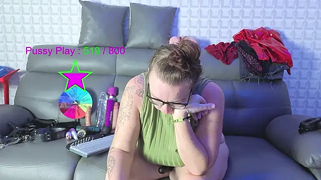 JadeStarUK's Live XXX Chat