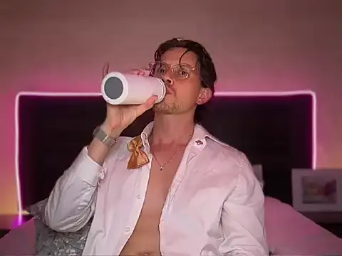 mcklister_kinky_feets Webcamshow