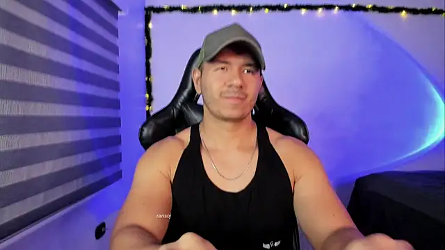 ransoj: онлайн-секс-чат