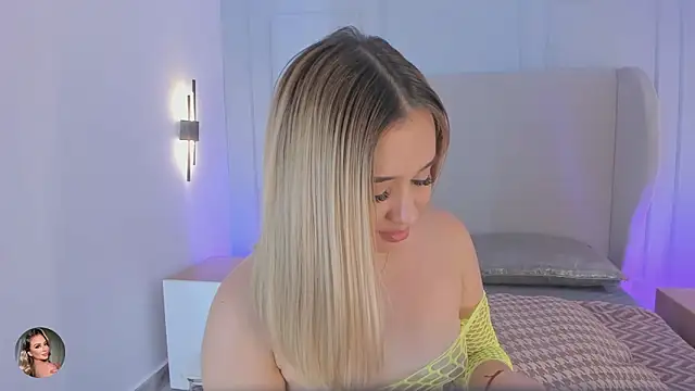 sofia_pamela live XXX chat