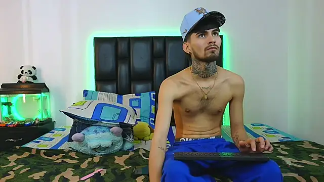 Brutal_Sex_Fucking webkamerás műsora