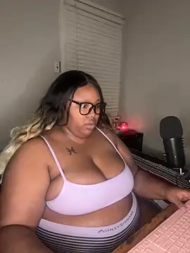 Chocolatebunnyxx96 Chat XXX in diretta