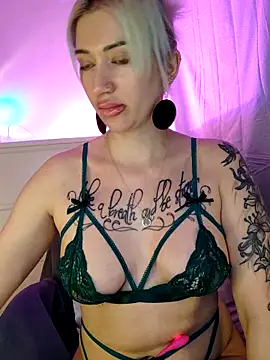 Chat XXX ao vivo de Gina-Lumara