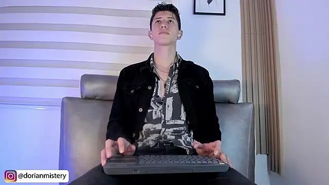 Dorianmistery2322_ 라이브 XXX 채팅