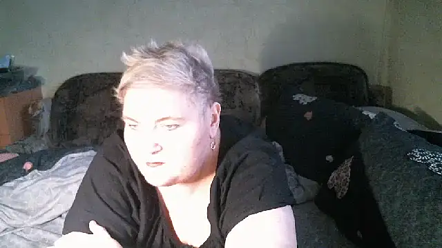 Lana555 现场XXX聊天