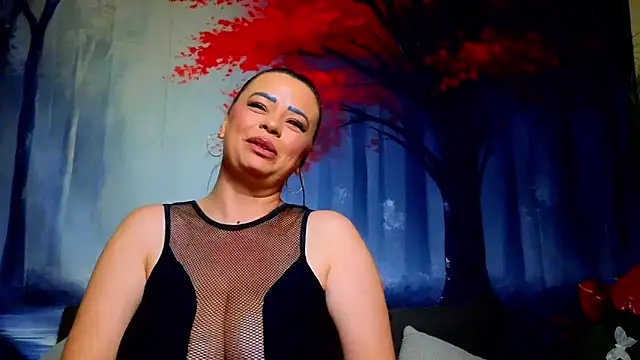 Chat XXX en directo de ElizabethEven