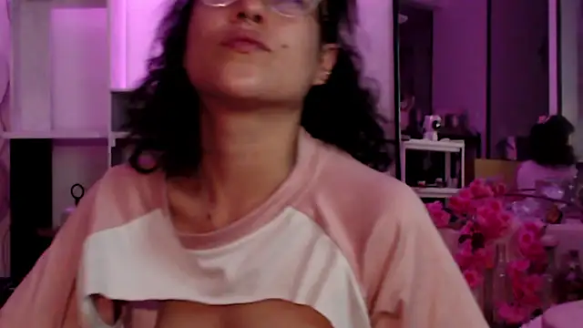 عرض كام Hellen_dumont