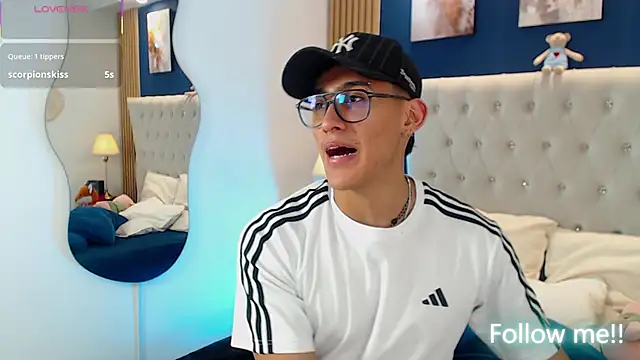 SalvadorFitのウェブカメラショー