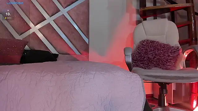 Lara_reynolds_ Live XXX-Chat