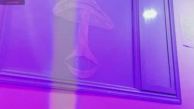 Chatroom XXX en direct de emma_cg