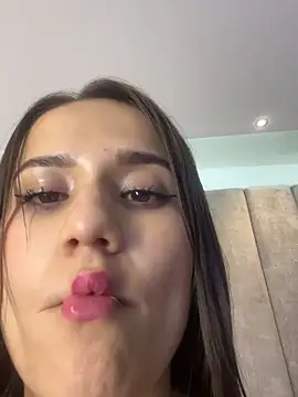 Chat XXX ao vivo de Juliethaamour