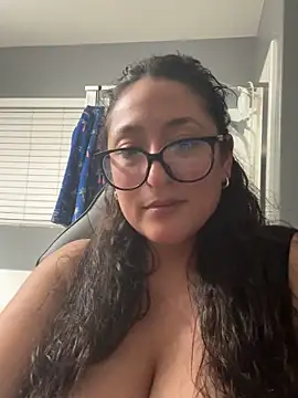 Goddessxxrosexx 网络视讯表演