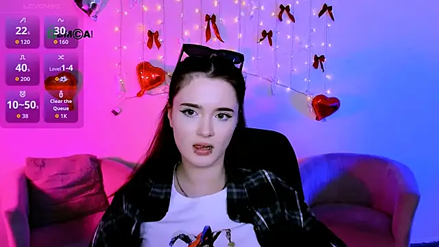 liana_kisses Chat XXX live