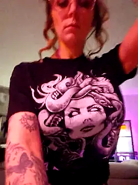 LilyOrion's Live XXX Chat