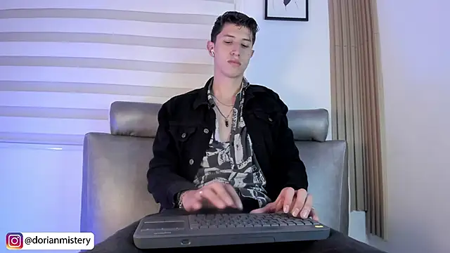 Chat XXX Live Dorianmistery2322_