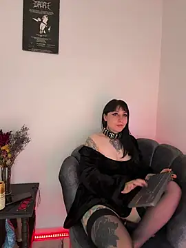 Ravenna666_'s Live XXX Chat