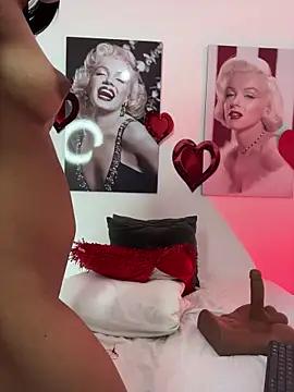 دردشة AmbarBlosom الجنسية المباشرة