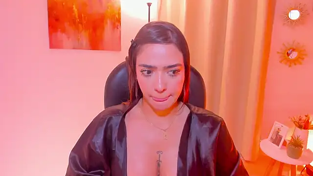 MariamRivera_ Live XXX Chat