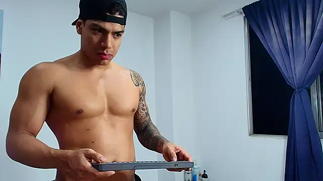 BrayaanFit Chat XXX live