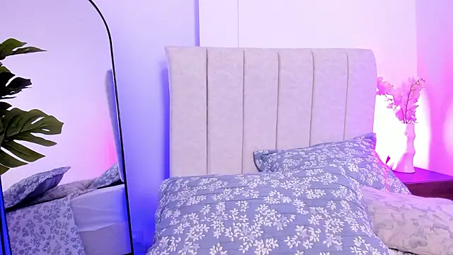 Chatroom XXX en direct de KaliBloom