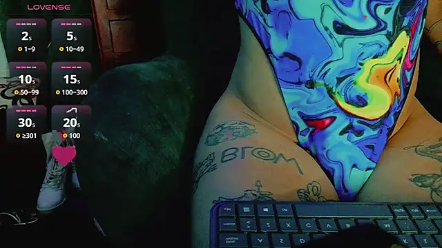 Summer_XO – Live XXX-chat