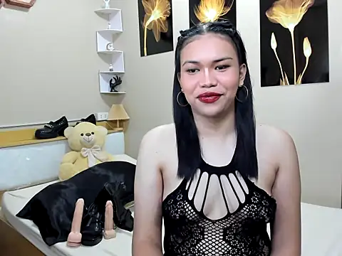 hugecelestina 在線直播表演