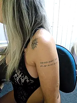 bellafortune51's Live XXX Chat