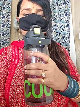 Show de cute-tanvi na webcam