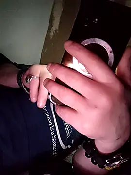 ClonicKaaba 即時 XXX 聊天