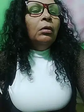 Amarantha25 live XXX chat