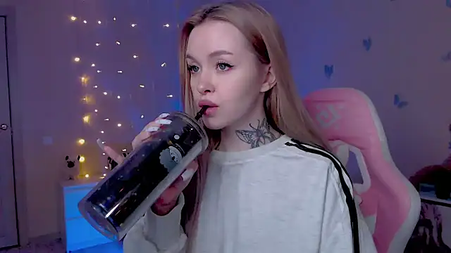 Naughty_Mable Live XXX-chat