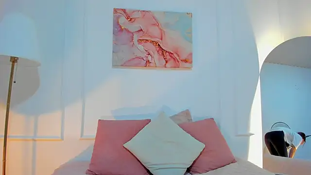 Amelia_Saenz_ Pertunjukan Webcam