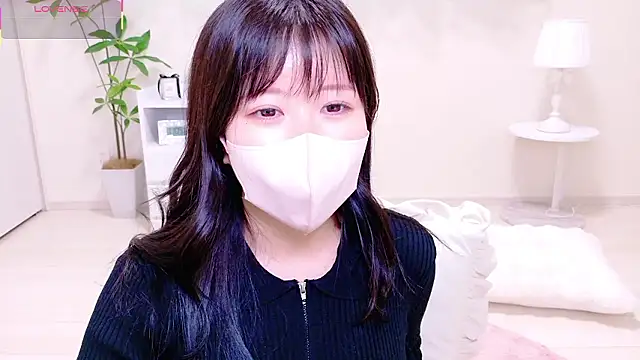 Reinya__nyan2 élő XXX-chatje