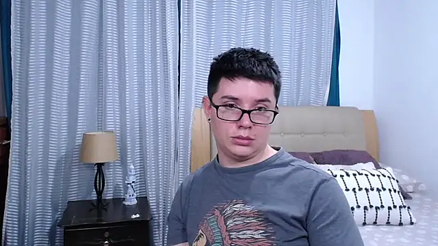 BlackFoXXX69のライブXXXチャット