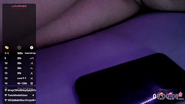 Вебкам-шоу -sluttyass-