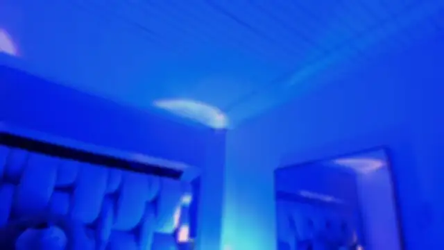 Chat +18 de revenmiller_ ao vivo