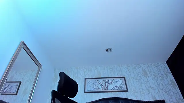 Lander_Cruz Chat XXX live