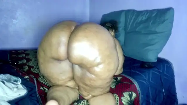 wilmaassylum's Live XXX Chat