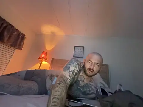 8umf1ghter's Live XXX Chat