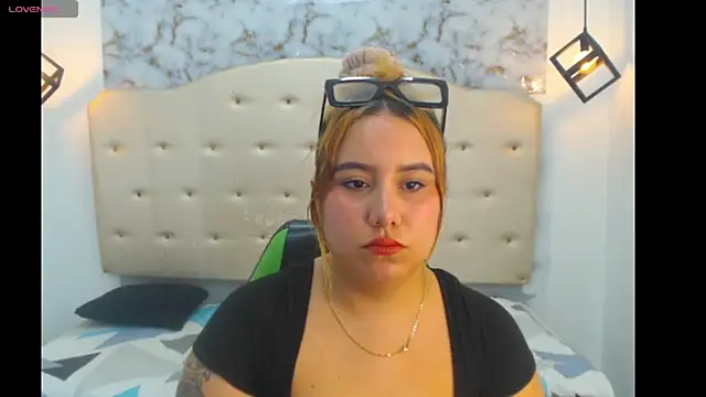 Živý XXX chat Kathiasaints